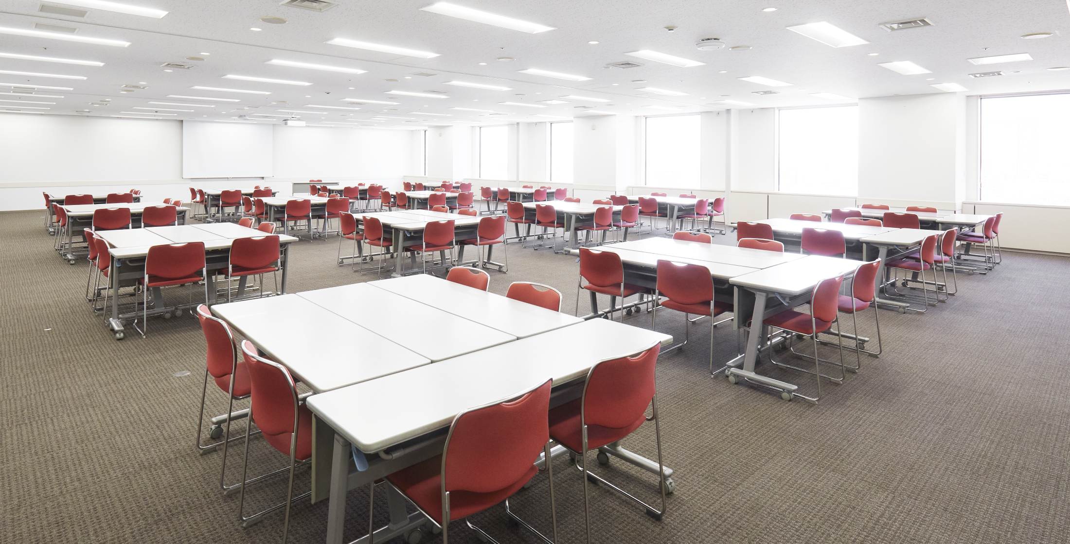 貸し会議室101~103島形式