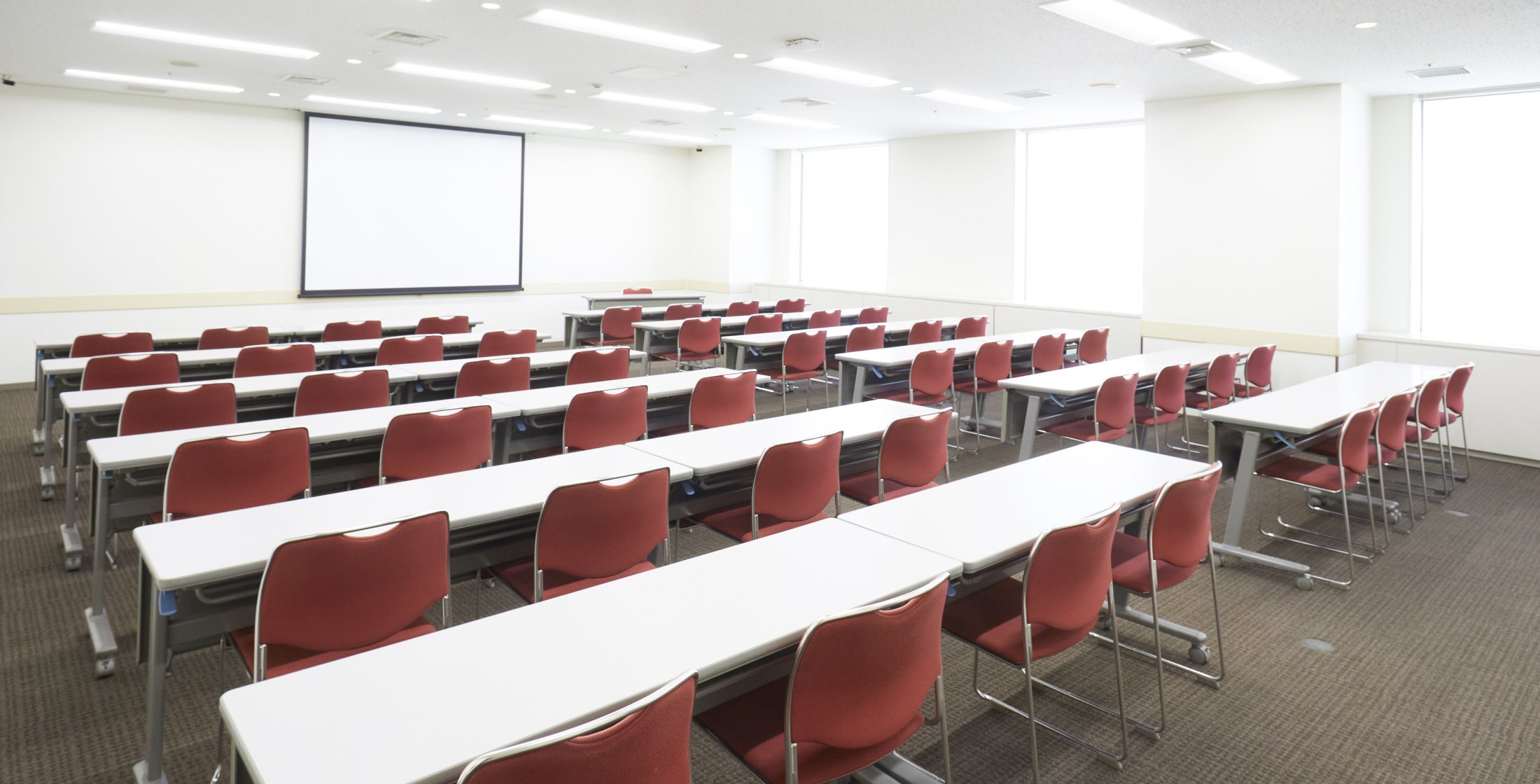 貸し会議室107スクール形式