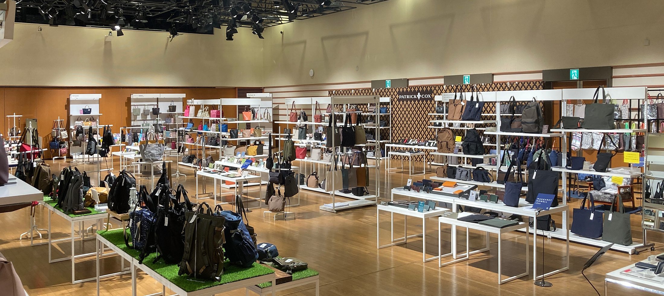 イベントホール展示事例