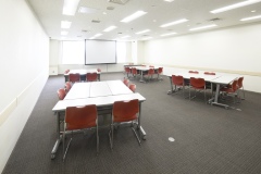 貸し会議室100島形式