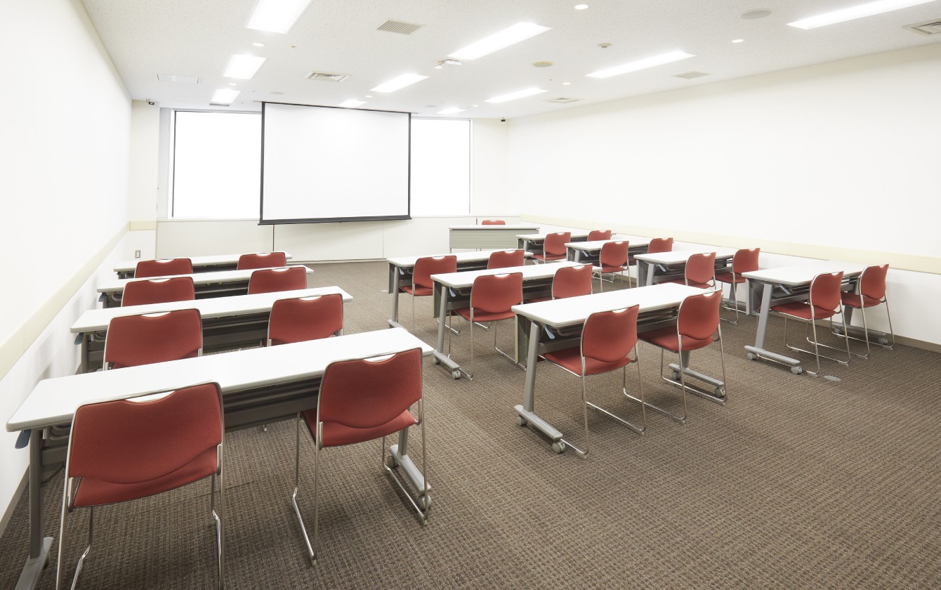 貸し会議室104スクール形式