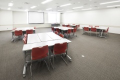 貸し会議室109ロの字形式