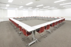 貸し会議室113ロの字形式