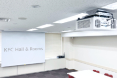 貸し会議室天吊りプロジェクター